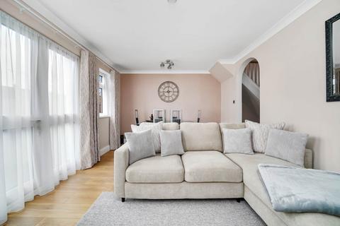 2 bedroom flat for sale, Thornhill Gardens,Leyton London