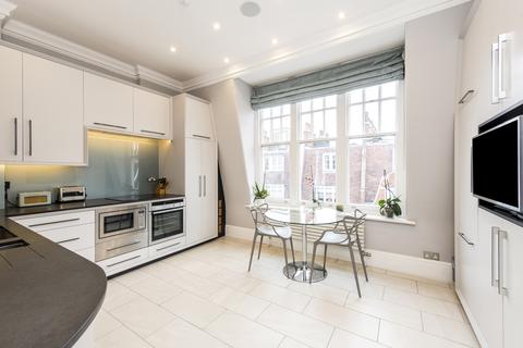 1 bedroom apartment for sale, Sloane Court West, London SW3