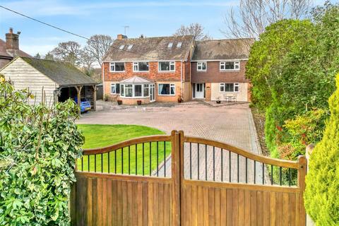 6 bedroom detached house for sale, Winterpit Lane, Mannings Heath, Horsham