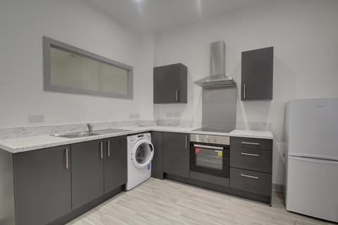 1 bedroom flat to rent, Flat 9, Oak Court, Dudley Road, Brierley Hill, West Midlands