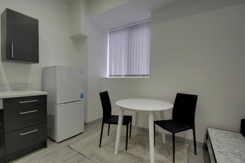 1 bedroom flat to rent, Flat 9, Oak Court, Dudley Road, Brierley Hill, West Midlands