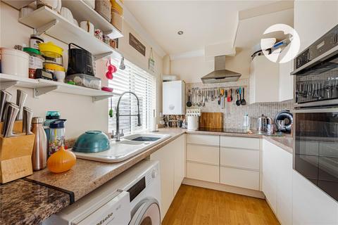 15 Mounts Road, Greenhithe, DA9 9LY