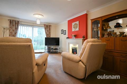 3 bedroom bungalow for sale, Squirrels Hollow, Oldbury, West Midlands, B68