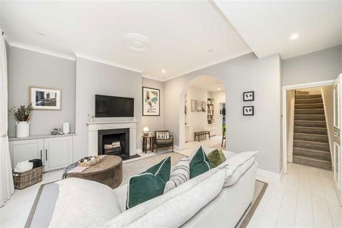 3 bedroom flat for sale, Cambridge Street, London SW1V