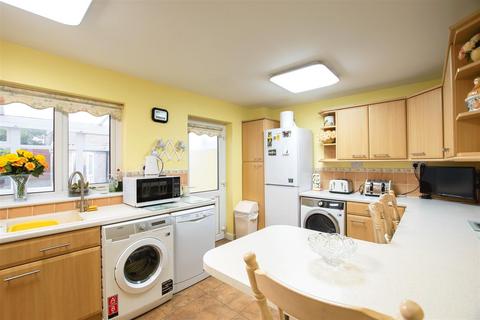 84 Arkwright Road, Irchester, Wellingborough, NN29 7EF