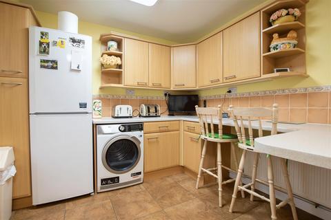84 Arkwright Road, Irchester, Wellingborough, NN29 7EF