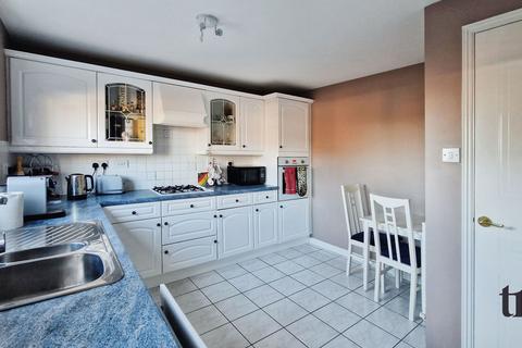 7 Denton Crescent, Black Notley, Braintree, CM77 8ZZ