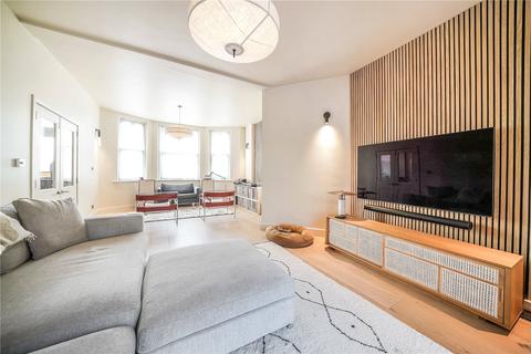 3 bedroom terraced house for sale, North Road, London, N6