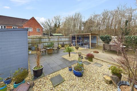 5 bedroom detached house for sale, Stocken Close, Hucclecote, Gloucester