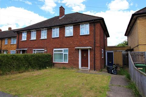 4 bedroom semi-detached house to rent, New Peachey Lane, Uxbridge,