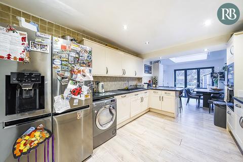 6 bedroom semi-detached house for sale, Croft Avenue, Brighton BN42