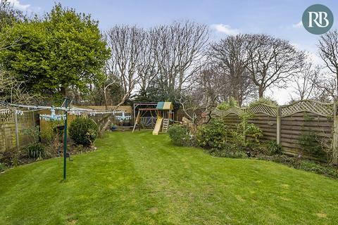 6 bedroom semi-detached house for sale, Croft Avenue, Brighton BN42