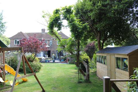 6 bedroom semi-detached house for sale, Croft Avenue, Brighton BN42
