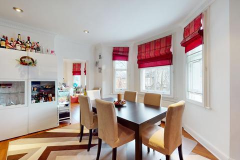 4 bedroom apartment for sale, Adamson Road, Belsize Park, London, NW3