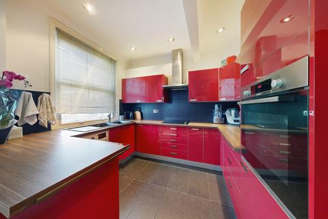 4 bedroom apartment for sale, Adamson Road, Belsize Park, London, NW3