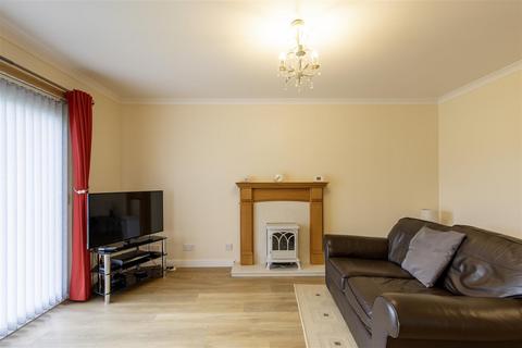 2 bedroom flat for sale, Earnbank, Bridge Of Earn, Perth