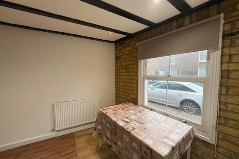 2 bedroom terraced house to rent, Whitworth Street, London SE10