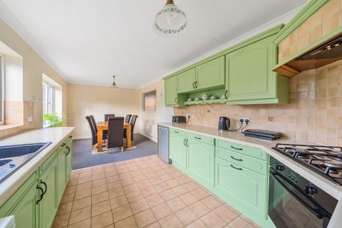 31 Grasby Crescent, Grimsby, DN37 9HE
