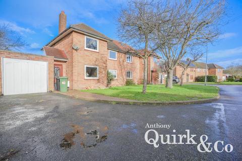 3 bedroom semi-detached house for sale, Cavendish Crescent, Hornchurch, RM12