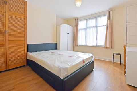 1 bedroom maisonette for sale, 18a Holland Road, Wembley