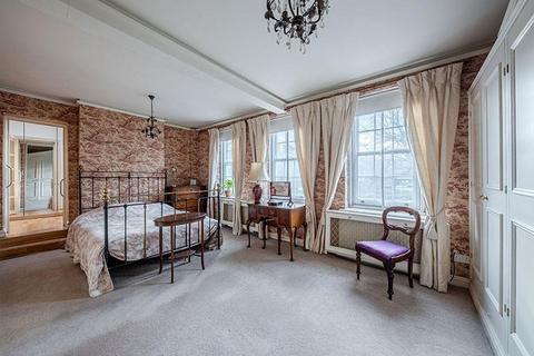 3 bedroom end of terrace house for sale, Queensdale Road, Holland Park, London, W11