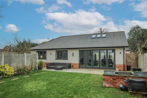 3 bedroom detached bungalow for sale, Willingale Close, Hutton, Brentwood