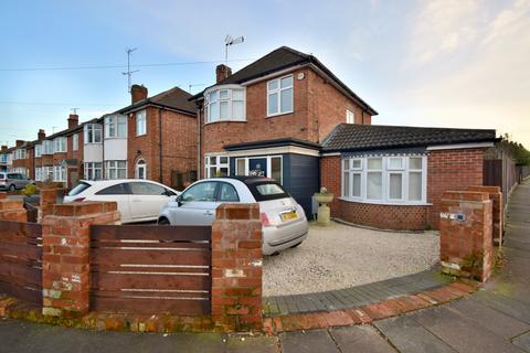 4 bedroom detached house for sale, Cairnsford Road, Knighton, Leicester, LE2