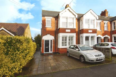 2 bedroom maisonette for sale, Warescot Road, Brentwood, Essex, CM15