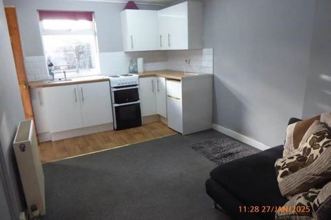 Studio to rent, Park Terrace, Carmarthen,