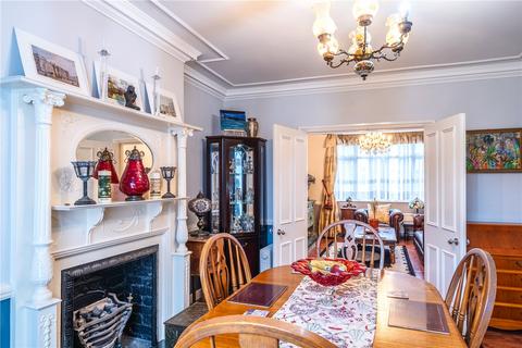 3 bedroom terraced house for sale, Hepworth Road, London, SW16