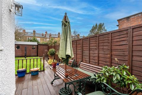 3 bedroom terraced house for sale, Hepworth Road, London, SW16