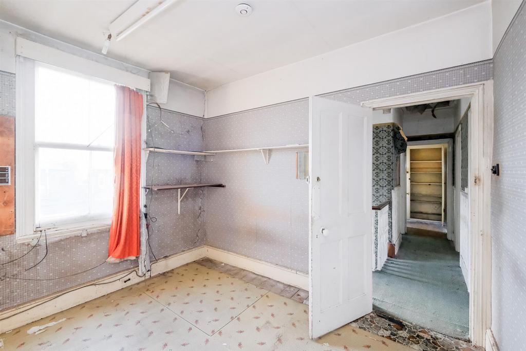 37 Mayfair Avenue-9 web.jpg