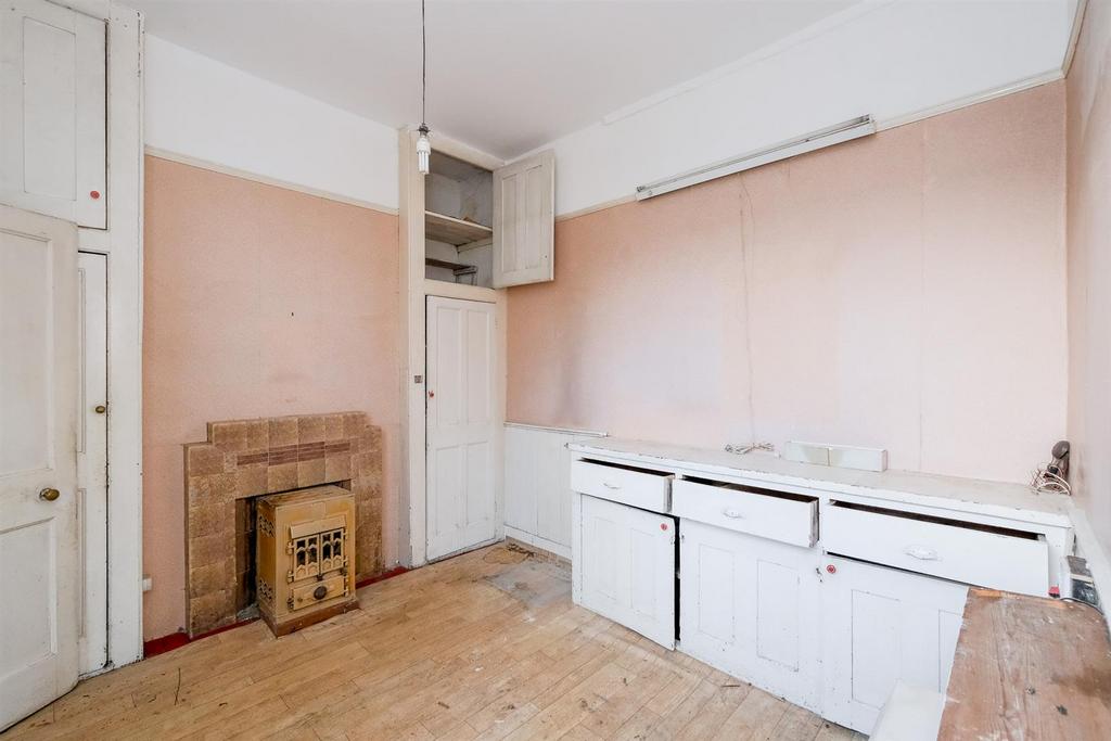 37 Mayfair Avenue-20 web.jpg