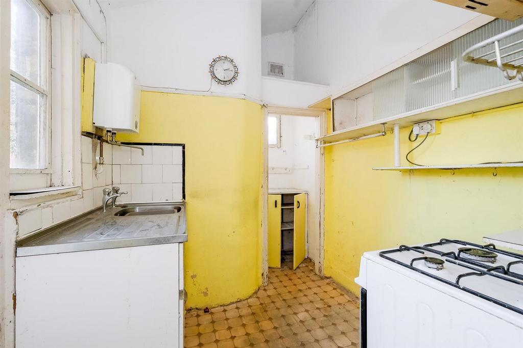 37 Mayfair Avenue-22 web.jpg