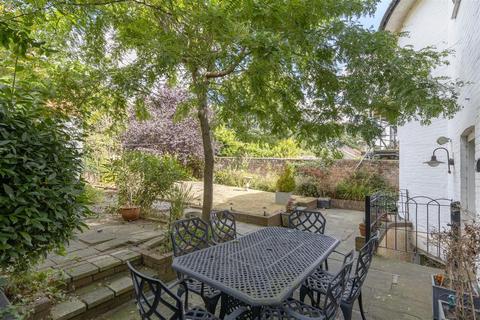 6 bedroom barn conversion for sale, Quay Street, Halesworth IP19