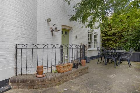 6 bedroom barn conversion for sale, Quay Street, Halesworth IP19