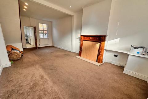 2 bedroom terraced house for sale, Gordon Avenue, Sale