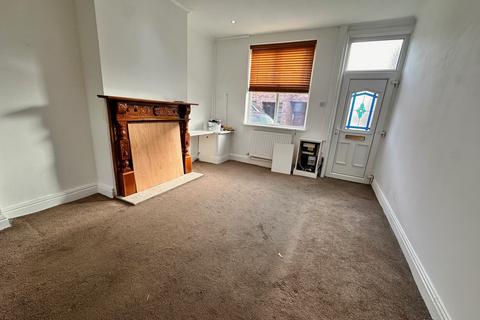 2 bedroom terraced house for sale, Gordon Avenue, Sale