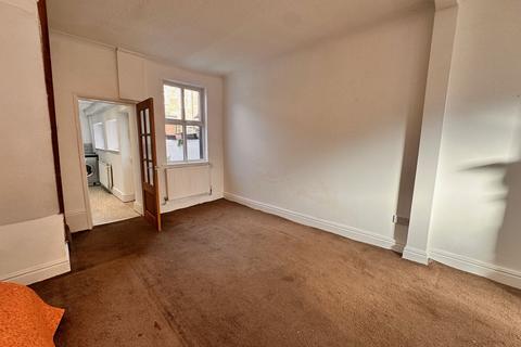 2 bedroom terraced house for sale, Gordon Avenue, Sale