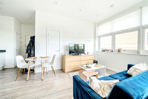 undefined, London Road, Staines-upon-Thames, TW18