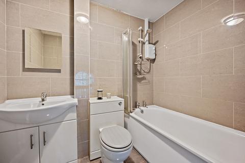 16 Ashmere Close, Cheam, Sutton, SM3 8DZ