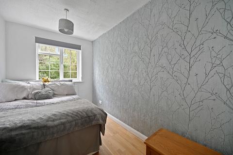 16 Ashmere Close, Cheam, Sutton, SM3 8DZ