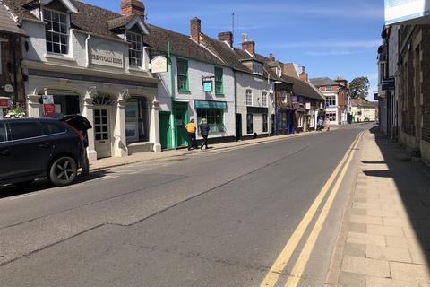 Retail property (high street) to rent, 1 The Maltings, Mill Street, Oakham LE15 6EA