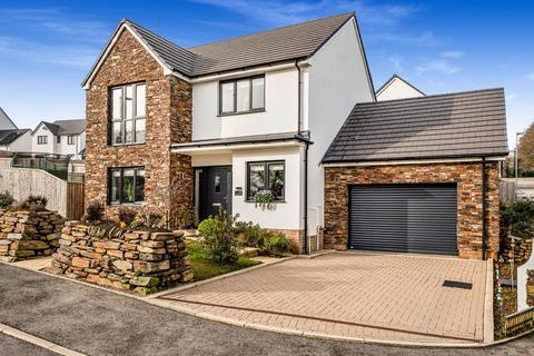 4 bedroom detached house for sale, Callington PL17