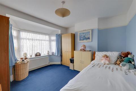 52 Burnham Road, Worthing, BN13 2NJ