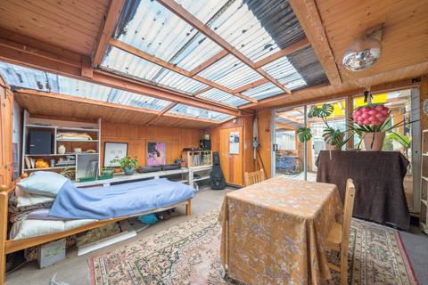 7 Weybridge Court, London, SE16 3JF