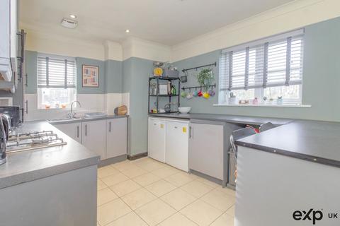 1 bedroom flat for sale, Thornborough Way, Hamilton LE5