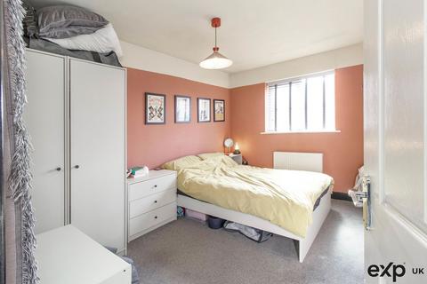 1 bedroom flat for sale, Thornborough Way, Hamilton LE5