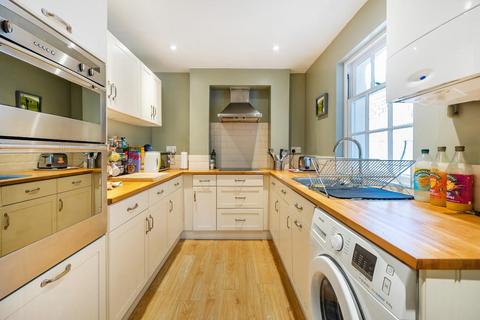 71 Maple Road, London, SE20 8LN