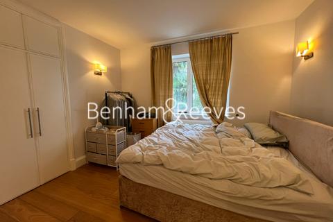 2 bedroom apartment to rent, Carlyle Court, Chelsea Harbour SW10